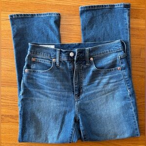 GAP kick fit high rise jeans 28/6R like new
